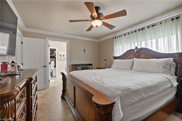 3760 Golden Gate BLVD E, Naples, FL 34120