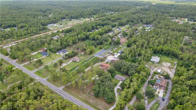 3760 Golden Gate BLVD E, Naples, FL 34120