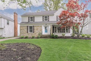 22275 Rye Road, Shaker Heights, OH 44122
