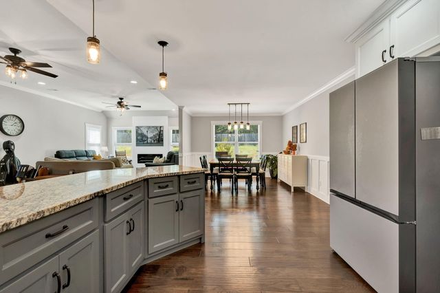 8012 Mcdonald Cemetery Road, Ooltewah, TN 37363