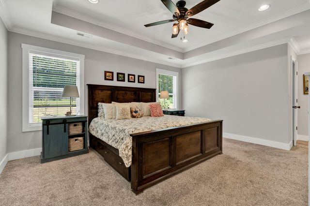 8012 Mcdonald Cemetery Road, Ooltewah, TN 37363