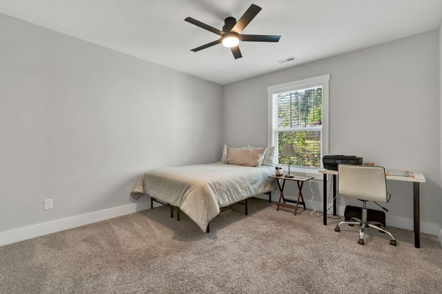 8012 Mcdonald Cemetery Road, Ooltewah, TN 37363