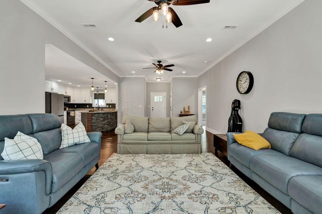 8012 Mcdonald Cemetery Road, Ooltewah, TN 37363