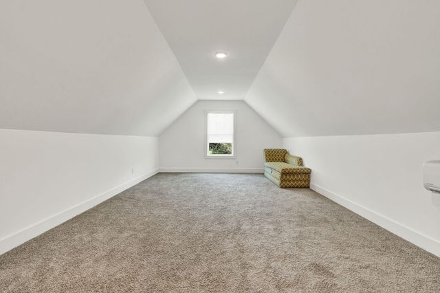 8012 Mcdonald Cemetery Road, Ooltewah, TN 37363