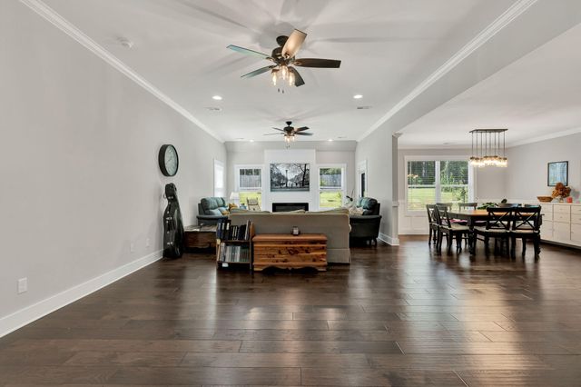 8012 Mcdonald Cemetery Road, Ooltewah, TN 37363