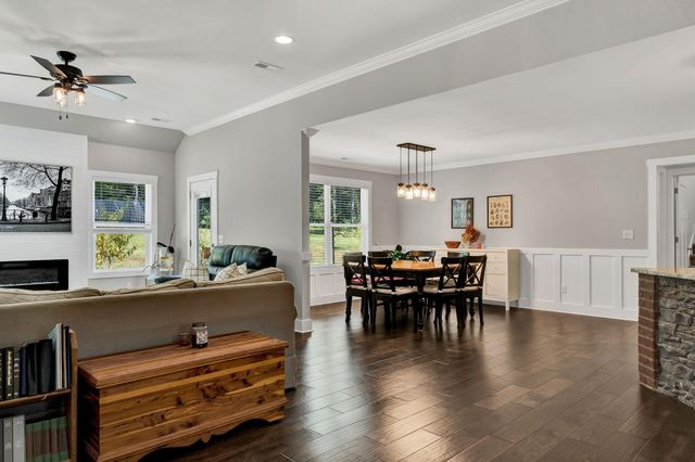 8012 Mcdonald Cemetery Road, Ooltewah, TN 37363