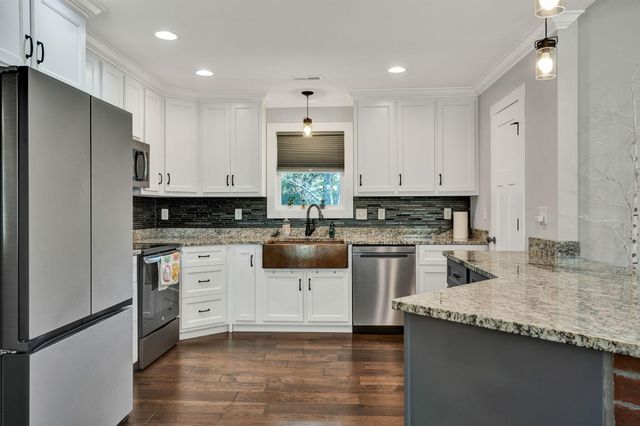 8012 Mcdonald Cemetery Road, Ooltewah, TN 37363