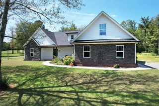 8012 Mcdonald Cemetery Road, Ooltewah, TN 37363