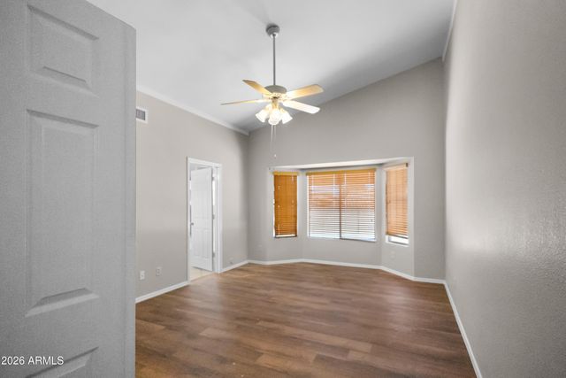 1214 E BEVERLY Lane, Phoenix, AZ 85022