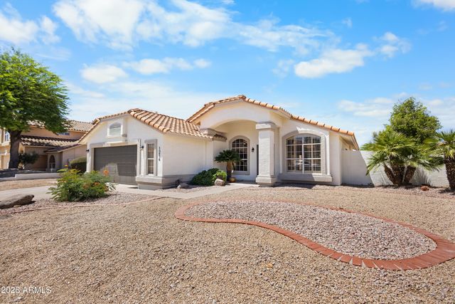 1214 E BEVERLY Lane, Phoenix, AZ 85022