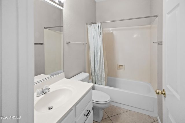 1214 E BEVERLY Lane, Phoenix, AZ 85022