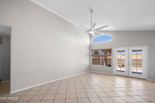 1214 E BEVERLY Lane, Phoenix, AZ 85022