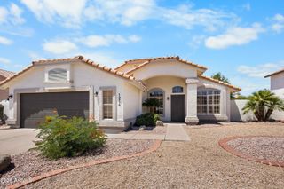 1214 E BEVERLY Lane, Phoenix, AZ 85022
