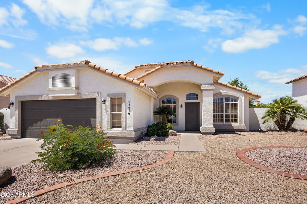 1214 E BEVERLY Lane, Phoenix, AZ 85022
