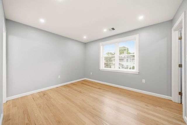 11 Clark Ave, Walpole, MA 02081