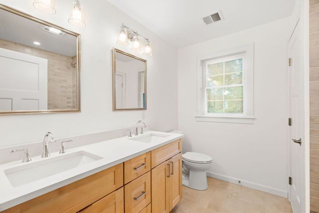 11 Clark Ave, Walpole, MA 02081