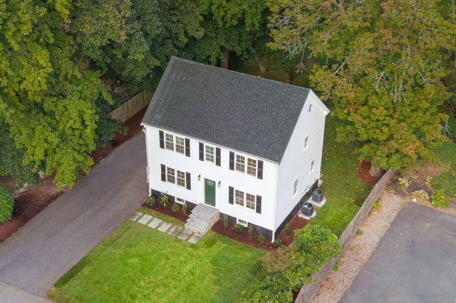 11 Clark Ave, Walpole, MA 02081