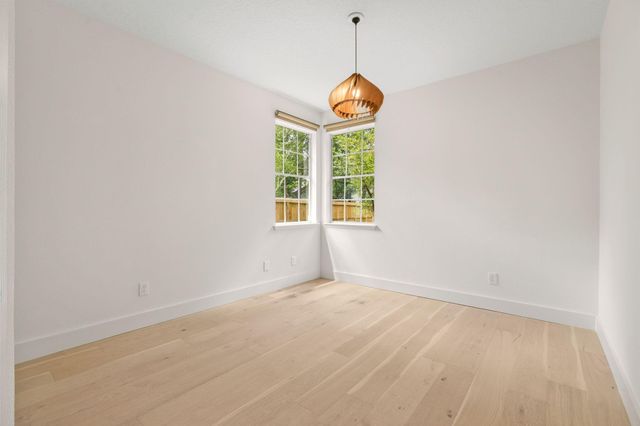 11 Winter Wheat Place, The Woodlands, TX 77381