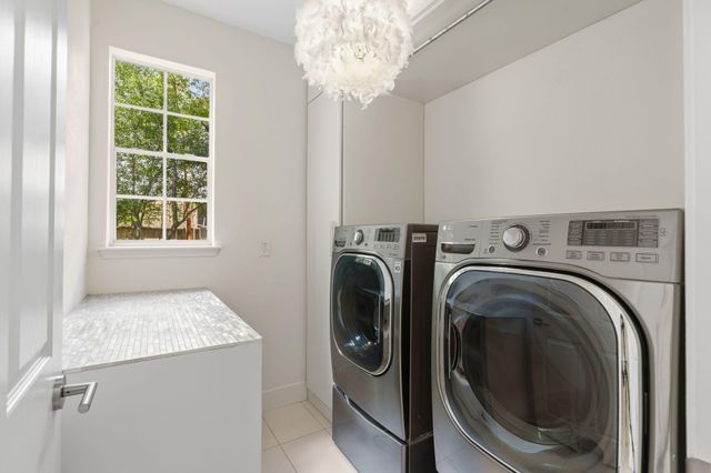 11 Winter Wheat Place, The Woodlands, TX 77381