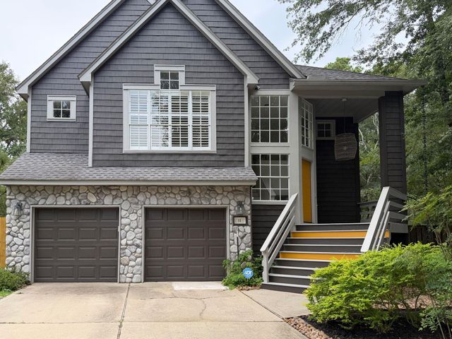 11 Winter Wheat Place, The Woodlands, TX 77381