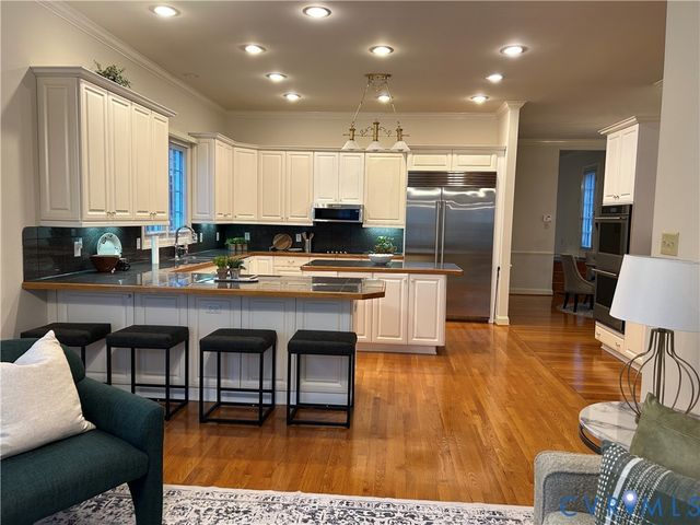 2825 Oak Point Ln, Henrico, VA 23233