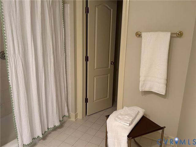 2825 Oak Point Ln, Henrico, VA 23233