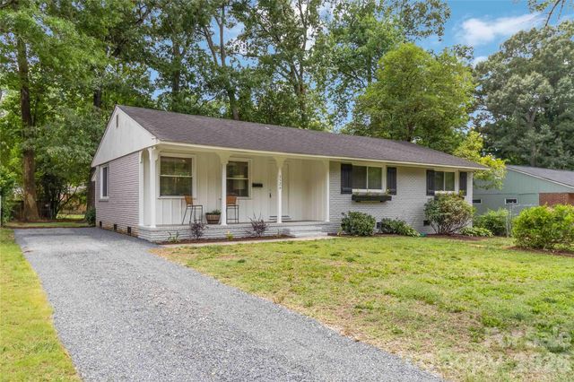 3526 Stonehaven Drive, Charlotte, NC 28215