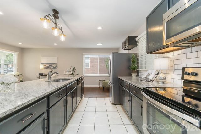 3526 Stonehaven Drive, Charlotte, NC 28215