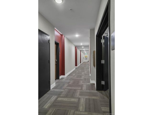 2374 S University Blvd 301, Denver, CO 80210