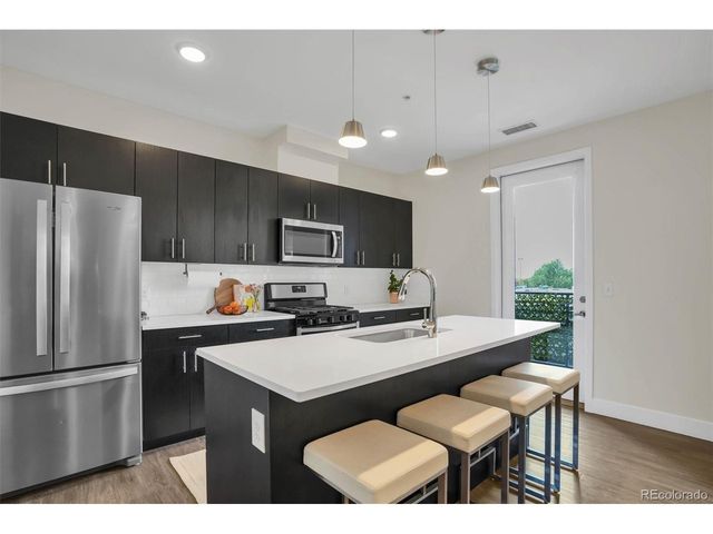 2374 S University Blvd 301, Denver, CO 80210