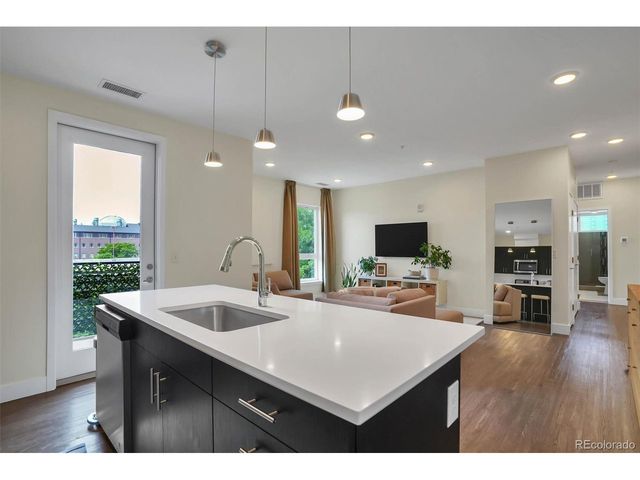 2374 S University Blvd 301, Denver, CO 80210