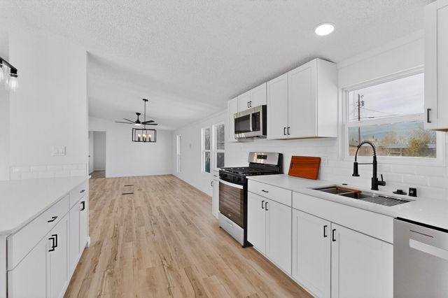 503 Irene Avenue, Moriarty, NM 87035