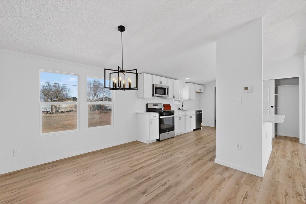 Image 18 of property listing at 503 Irene Avenue, Moriarty, NM 87035