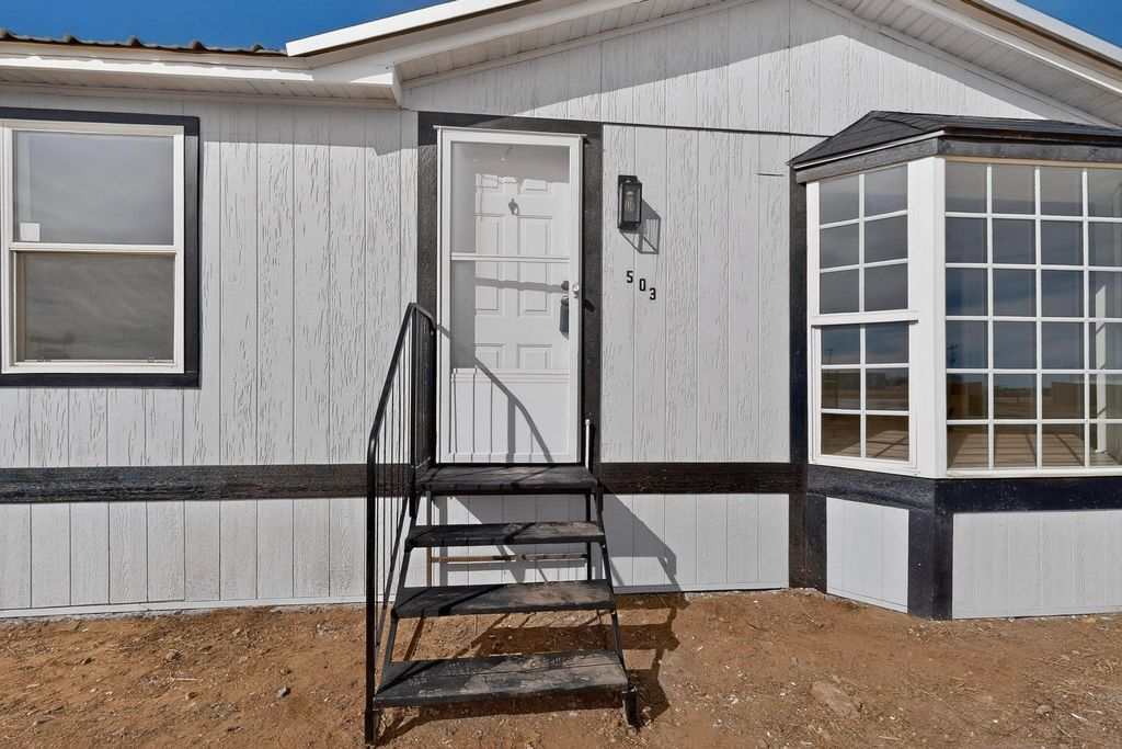 Image 7 of property listing at 503 Irene Avenue, Moriarty, NM 87035