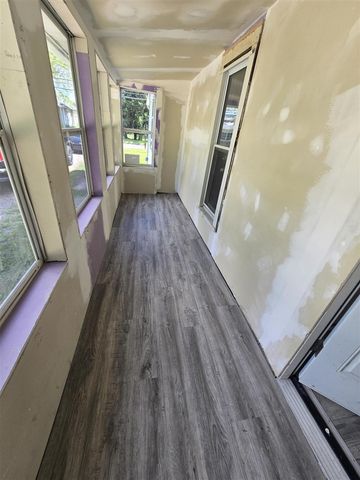200 E Porter Street, Jackson, MI 49202