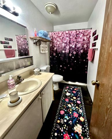 205 Muir St, Woodland, CA 95695