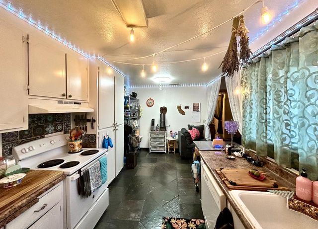 205 Muir St, Woodland, CA 95695