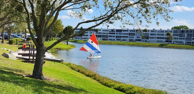 167 Sussex I, West Palm Beach, FL 33417