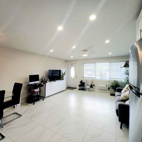 167 Sussex I, West Palm Beach, FL 33417