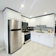 167 Sussex I, West Palm Beach, FL 33417