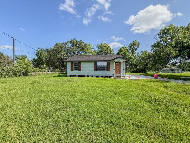 6310 Brookside Road, Brookside Village, TX 77581