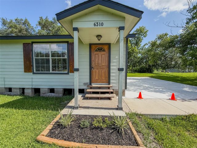 6310 Brookside Road, Brookside Village, TX 77581