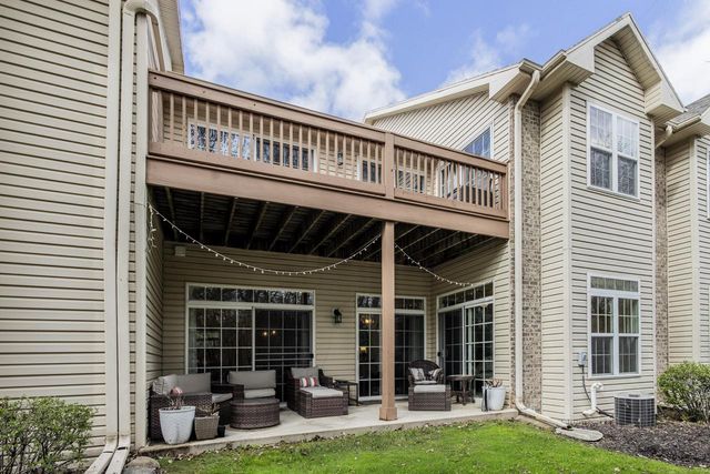17841 Radam DRIVE, New Berlin, WI 53146