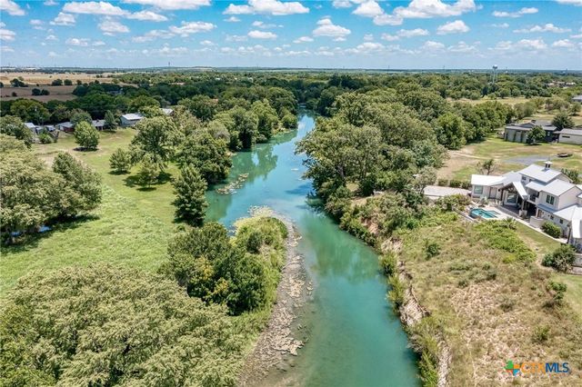108 RIVER LAKES LANE, Martindale, TX 78655