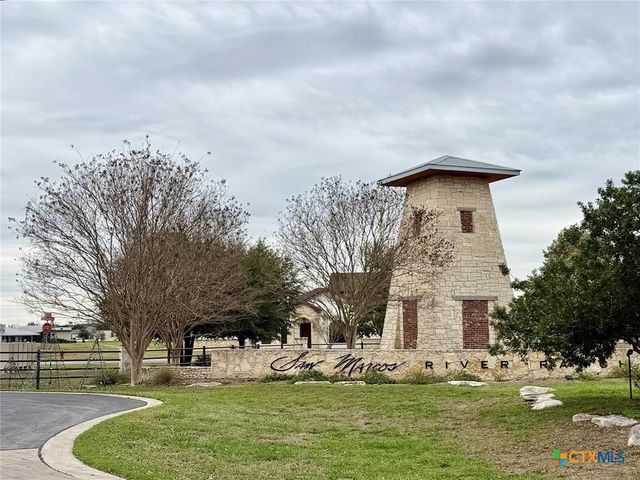 108 RIVER LAKES LANE, Martindale, TX 78655