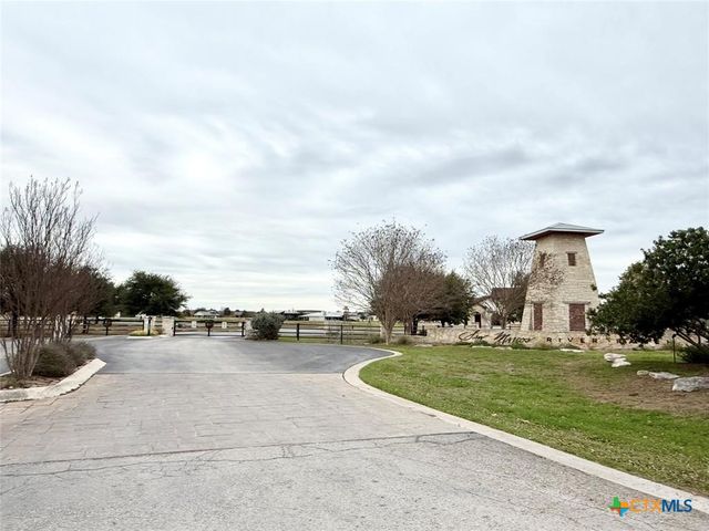 108 RIVER LAKES LANE, Martindale, TX 78655
