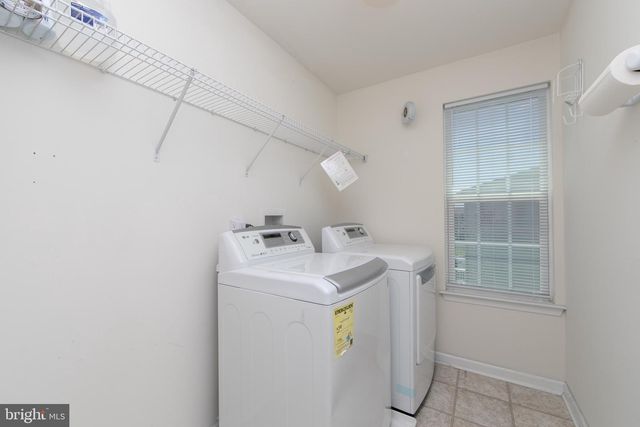 144 VILLAGE GREEN LN, Sicklerville, NJ 08081