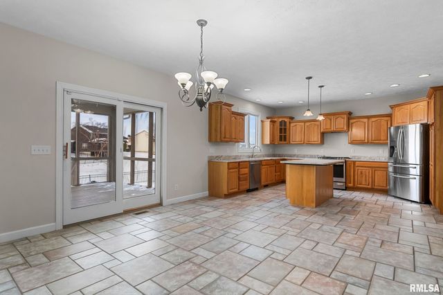 6501 WINTERBERRY Lane, Springfield, IL 62712