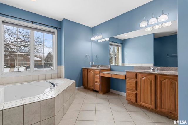 6501 WINTERBERRY Lane, Springfield, IL 62712