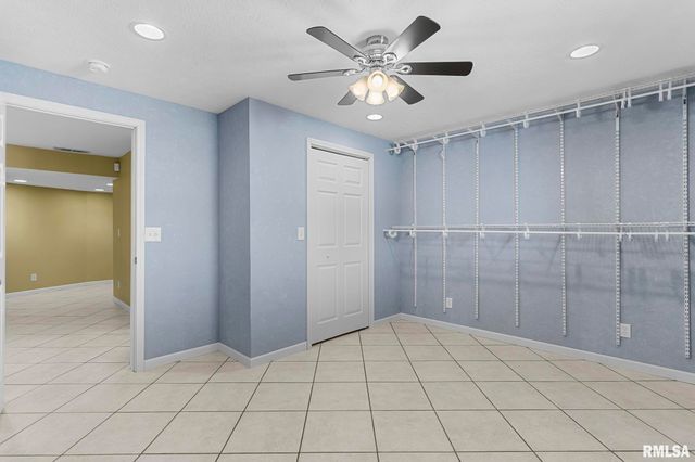 6501 WINTERBERRY Lane, Springfield, IL 62712